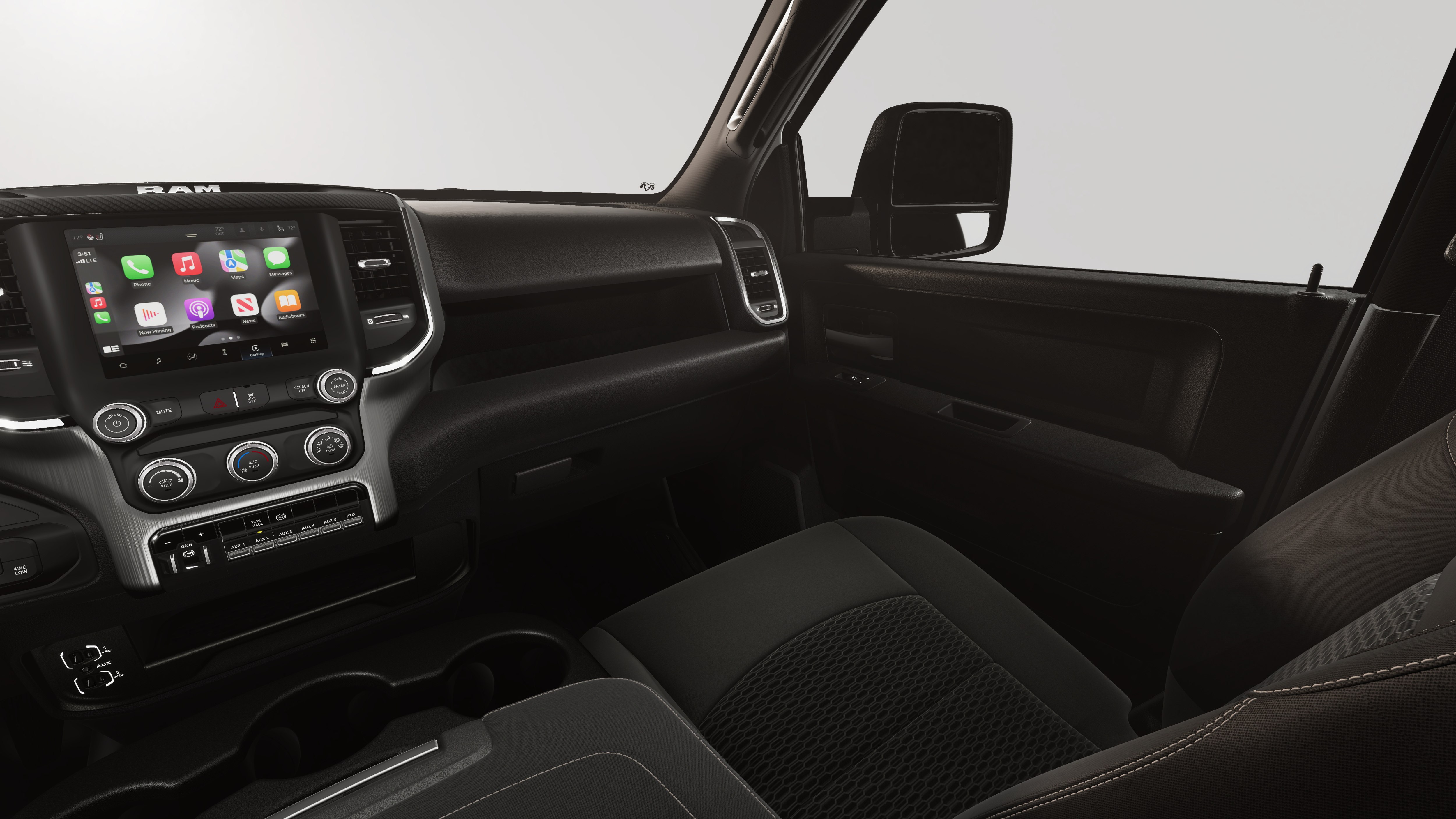 2026 RAM Ram 3500 Chassis Cab RAM 3500 TRADESMAN CREW CAB CHASSIS 4X4 60' CA