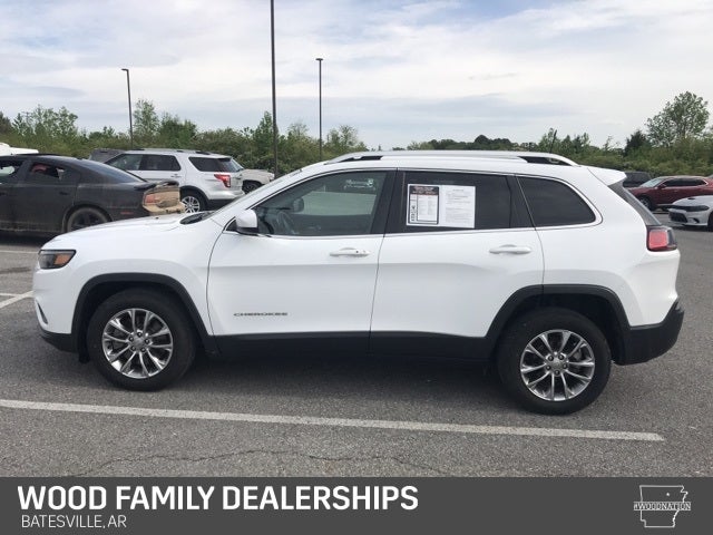 Used 2019 Jeep Cherokee Latitude Plus with VIN 1C4PJLLB5KD274915 for sale in Batesville, AR