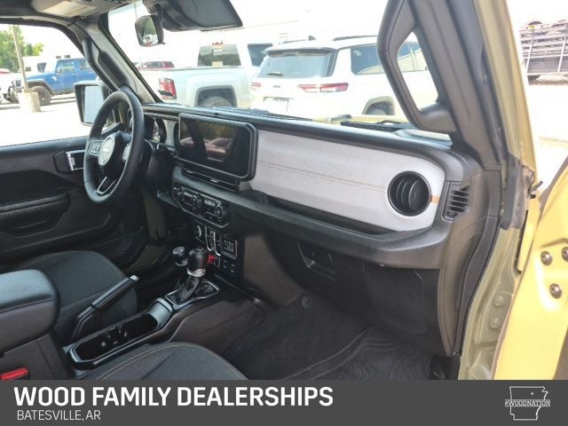 2025 Jeep Wrangler 4-Door Willys 4x4