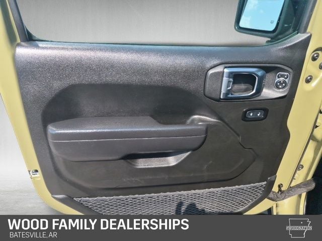 2025 Jeep Wrangler 4-Door Willys 4x4