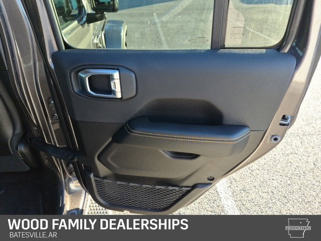 2027 Jeep Wrangler WRANGLER 4-DOOR SAHARA