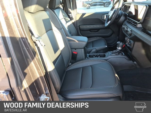 2027 Jeep Wrangler WRANGLER 4-DOOR SAHARA