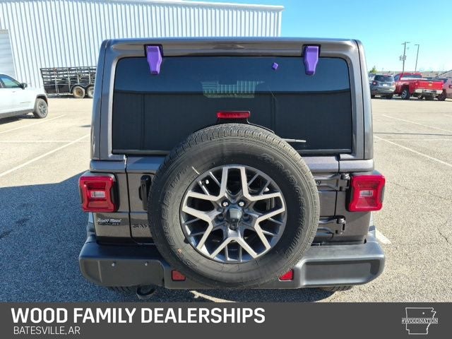 2025 Jeep Wrangler 4-Door Sahara 4x4