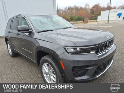 2025 Jeep Grand Cherokee GRAND CHEROKEE LAREDO X 4X4