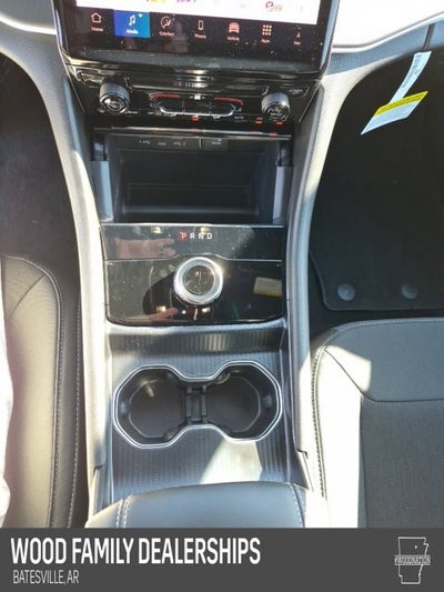 2027 Jeep Grand Cherokee GRAND CHEROKEE LAREDO 4X4