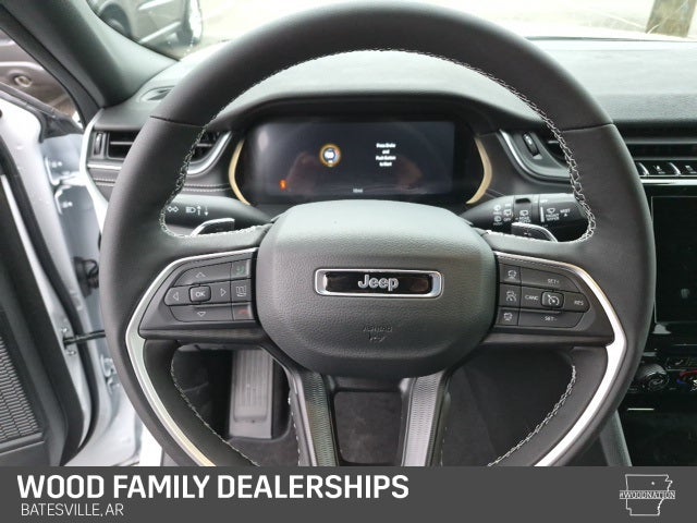 2025 Jeep Grand Cherokee GRAND CHEROKEE LAREDO X 4X4