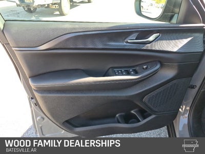 2027 Jeep Grand Cherokee GRAND CHEROKEE LAREDO 4X4