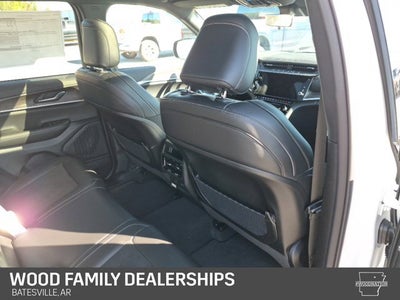 2027 Jeep Grand Cherokee GRAND CHEROKEE LAREDO ALTITUDE 4X4