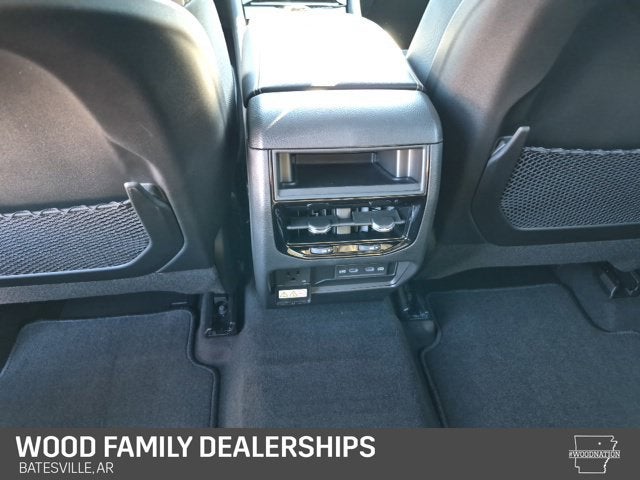 2027 Jeep Grand Cherokee GRAND CHEROKEE LAREDO ALTITUDE 4X4
