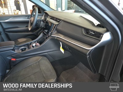 2026 Jeep Grand Cherokee GRAND CHEROKEE ALTITUDE 4X4