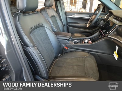 2026 Jeep Grand Cherokee GRAND CHEROKEE ALTITUDE 4X4