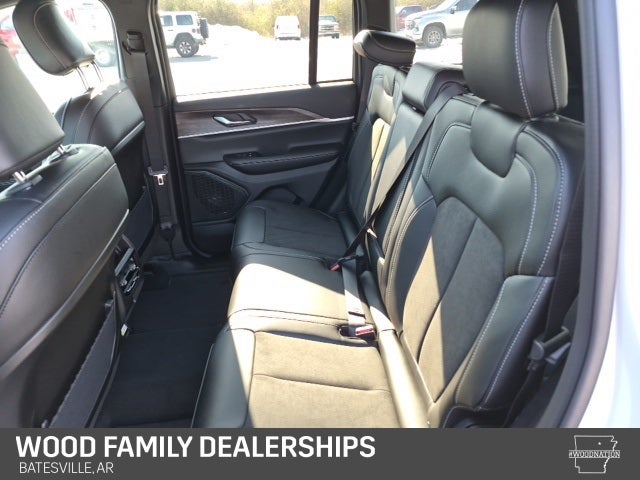 2026 Jeep Grand Cherokee GRAND CHEROKEE ALTITUDE 4X4