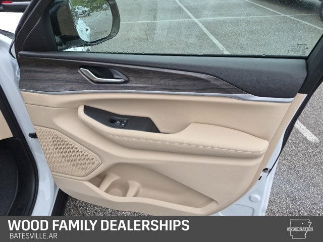 2027 Jeep Grand Cherokee GRAND CHEROKEE LIMITED 4X4