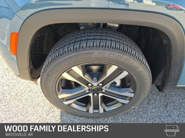 2027 Jeep Grand Cherokee GRAND CHEROKEE LIMITED 4X4