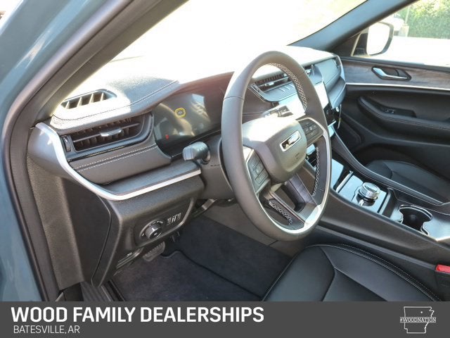 2027 Jeep Grand Cherokee GRAND CHEROKEE LIMITED 4X4