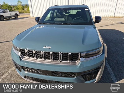 2027 Jeep Grand Cherokee GRAND CHEROKEE LIMITED 4X4