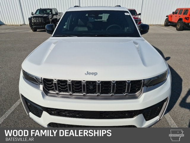 2027 Jeep Grand Cherokee GRAND CHEROKEE LIMITED 4X4