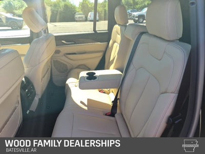 2027 Jeep Grand Cherokee GRAND CHEROKEE LIMITED 4X4