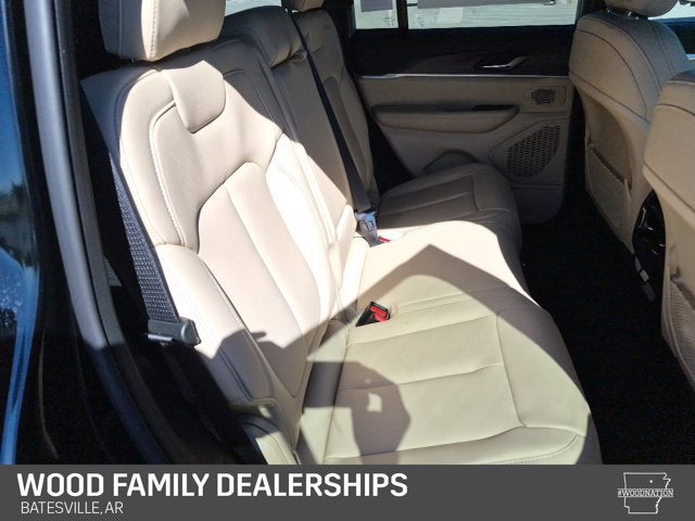 2027 Jeep Grand Cherokee GRAND CHEROKEE LIMITED 4X4
