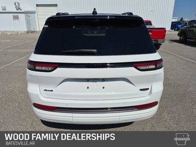 2027 Jeep Grand Cherokee GRAND CHEROKEE SUMMIT 4X4