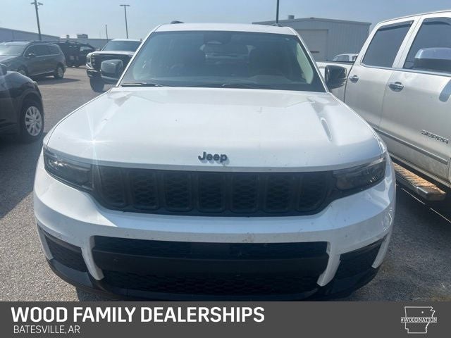 2023 Jeep Grand Cherokee L Limited 4x2