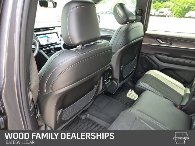 2026 Jeep Grand Cherokee GRAND CHEROKEE L LAREDO ALTITUDE 4X4