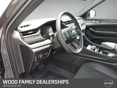 2026 Jeep Grand Cherokee GRAND CHEROKEE L LAREDO ALTITUDE 4X4
