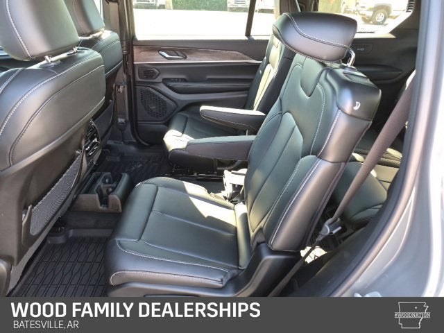 2027 Jeep Grand Cherokee GRAND CHEROKEE L LIMITED 4X4