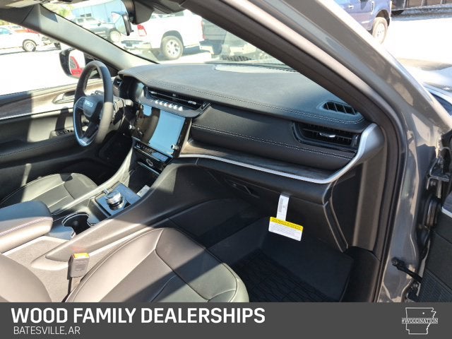2027 Jeep Grand Cherokee GRAND CHEROKEE L LIMITED 4X4