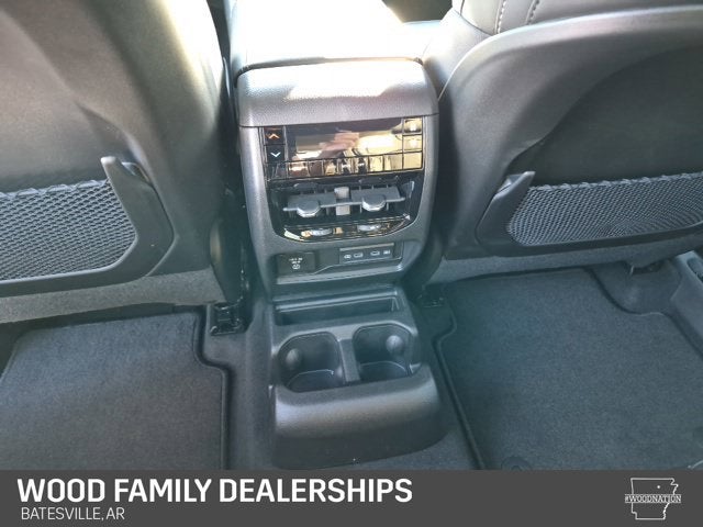 2027 Jeep Grand Cherokee GRAND CHEROKEE L LIMITED 4X4