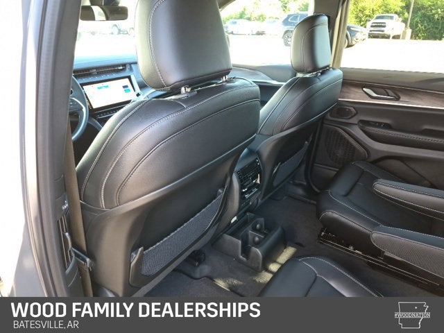 2027 Jeep Grand Cherokee GRAND CHEROKEE L LIMITED 4X4