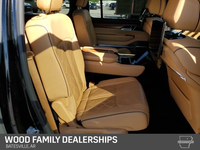 2024 Jeep Grand Wagoneer L Series III 4x4