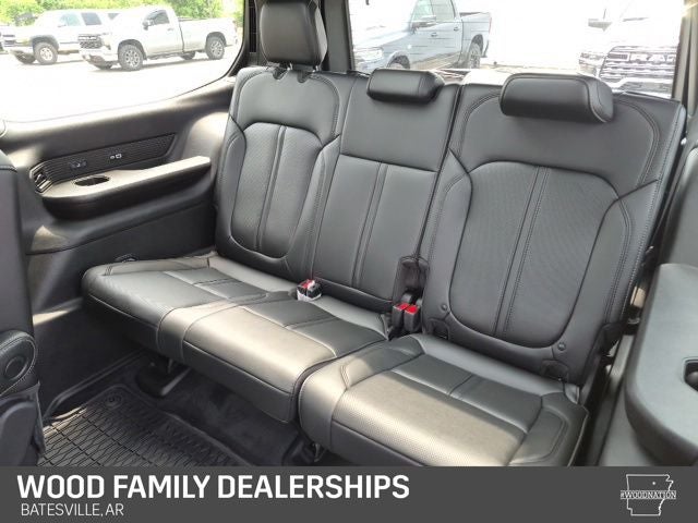 2026 Jeep Grand Wagoneer GRAND WAGONEER UPLAND 4X4