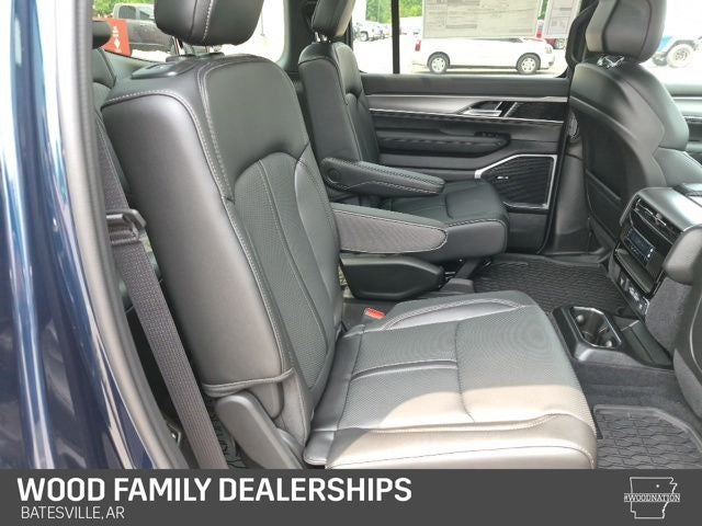 2026 Jeep Grand Wagoneer GRAND WAGONEER UPLAND 4X4