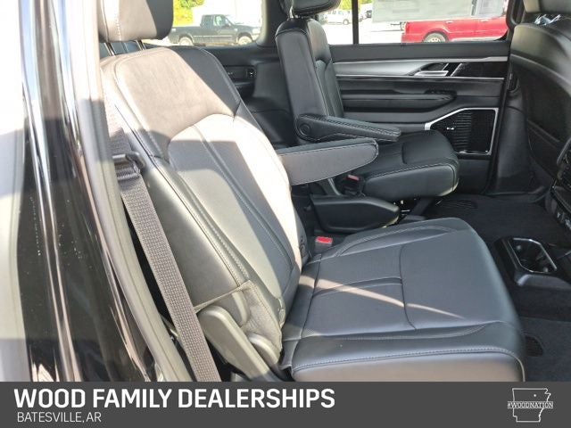 2026 Jeep Grand Wagoneer GRAND WAGONEER LIMITED RESERVE 4X4