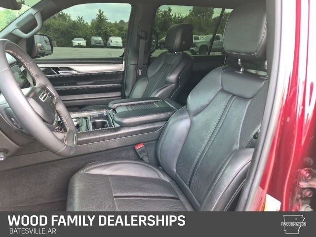 2023 Jeep Wagoneer Series II Carbide 4x4