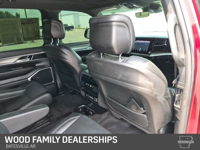 2023 Jeep Wagoneer Series II Carbide 4x4