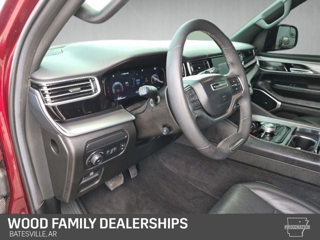 2023 Jeep Wagoneer Series II Carbide 4x4