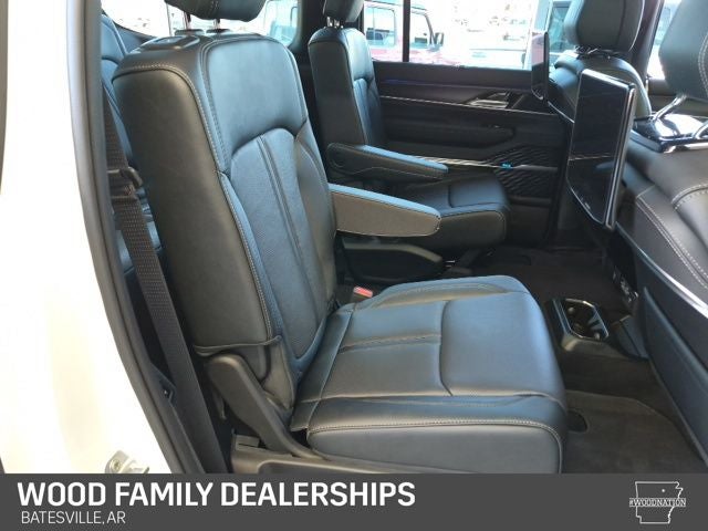 2026 Jeep Grand Wagoneer GRAND WAGONEER SUMMIT OBSIDIAN 4X4