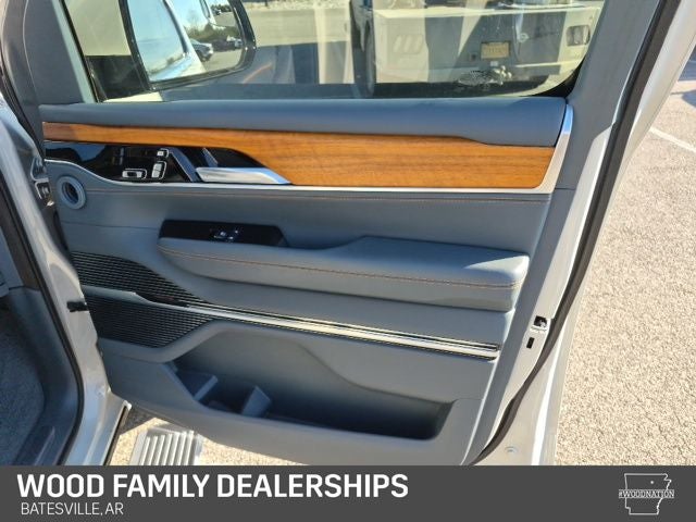 2022 Jeep Grand Wagoneer Series III 4x4