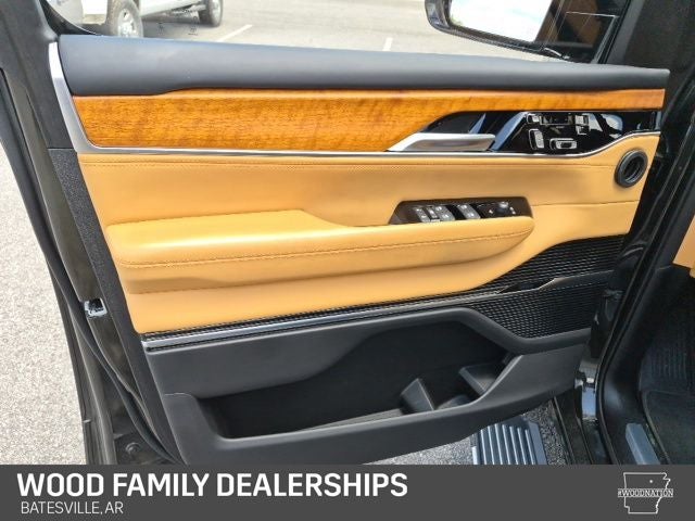 2023 Jeep Grand Wagoneer Series III 4x4