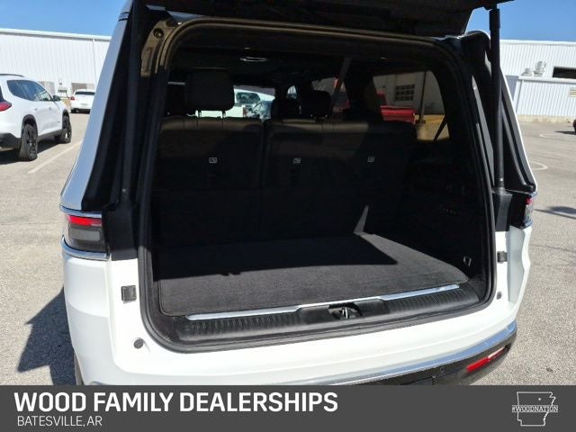 2023 Jeep Grand Wagoneer Series III 4x4