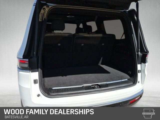 2023 Jeep Grand Wagoneer Series III 4x4