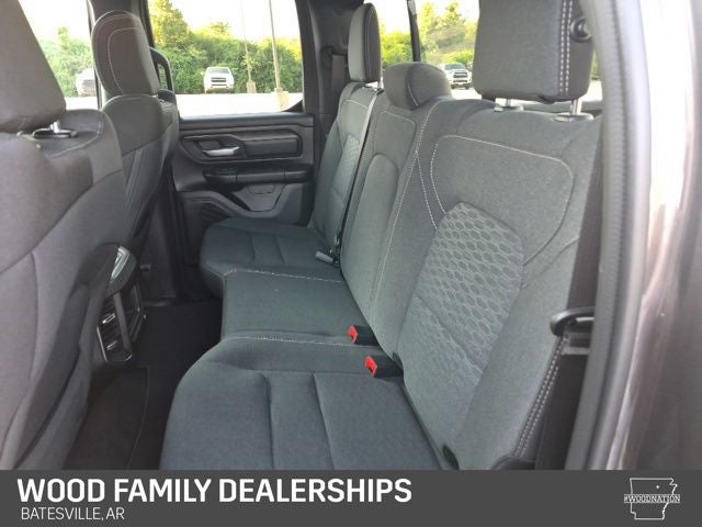 2026 RAM 1500 RAM 1500 EXPRESS QUAD CAB 4X4 6'4' BOX