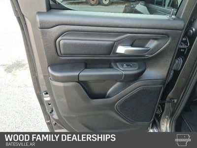 2026 RAM 1500 RAM 1500 EXPRESS QUAD CAB 4X4 6'4' BOX