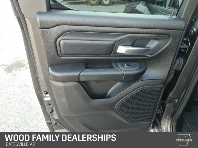 2026 RAM 1500 RAM 1500 EXPRESS QUAD CAB 4X4 6'4' BOX