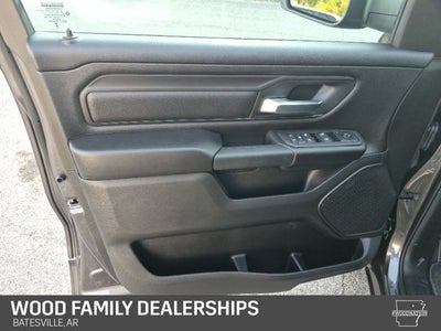 2026 RAM 1500 RAM 1500 EXPRESS QUAD CAB 4X4 6'4' BOX