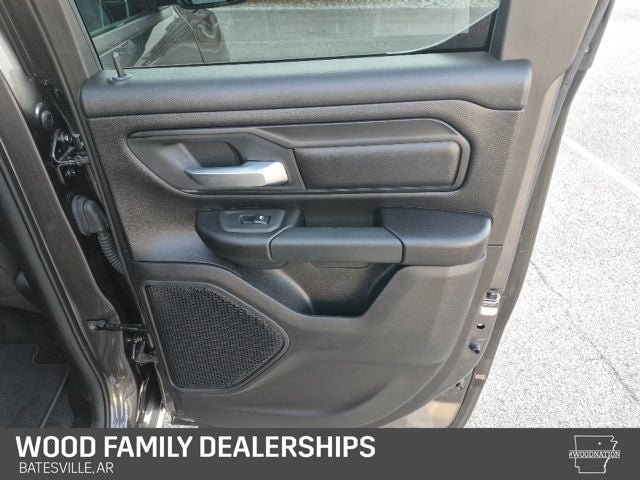 2026 RAM 1500 RAM 1500 EXPRESS QUAD CAB 4X4 6'4' BOX