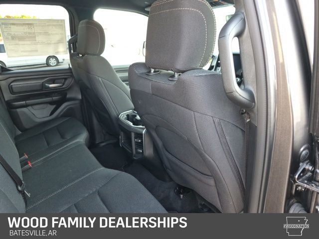 2026 RAM 1500 RAM 1500 EXPRESS QUAD CAB 4X4 6'4' BOX