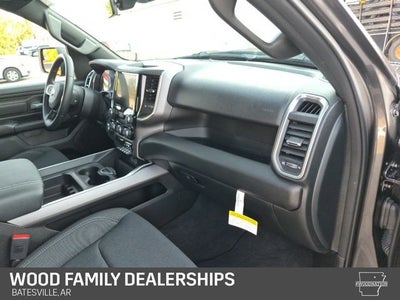 2026 RAM 1500 RAM 1500 EXPRESS QUAD CAB 4X4 6'4' BOX